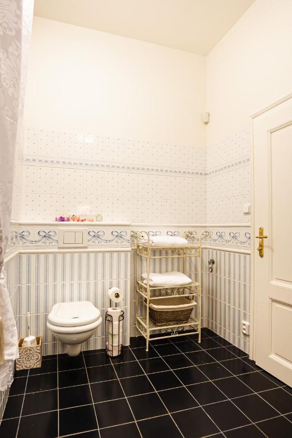 Lovecky Zamecek Pod Milesovkou Teplice Extérieur photo