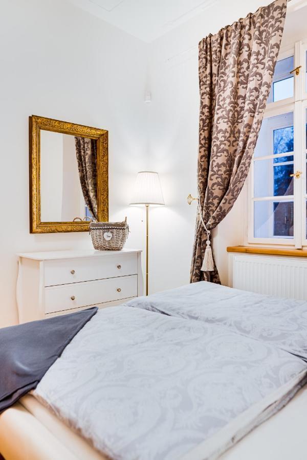 Lovecky Zamecek Pod Milesovkou Teplice Extérieur photo