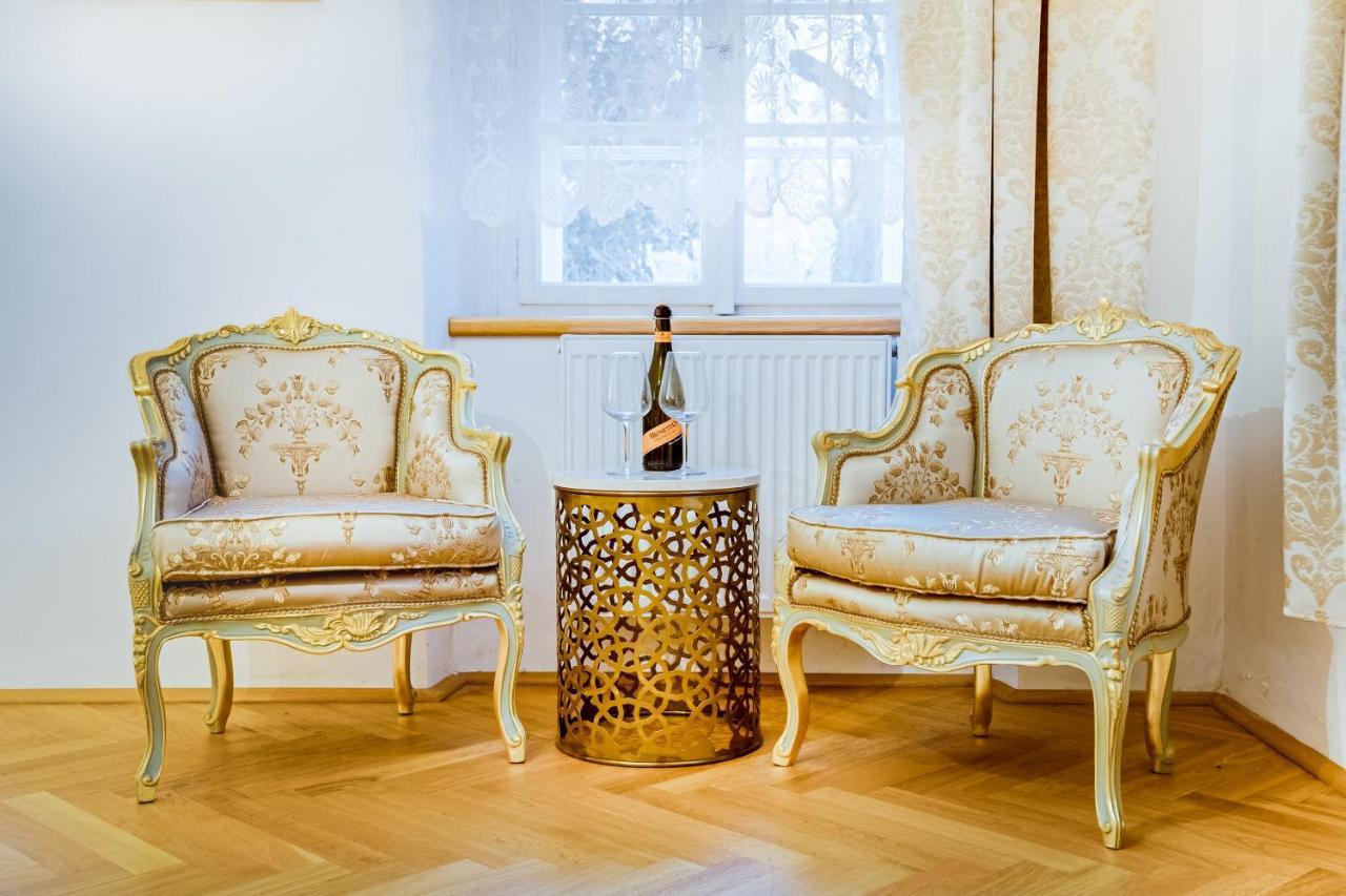 Lovecky Zamecek Pod Milesovkou Teplice Extérieur photo